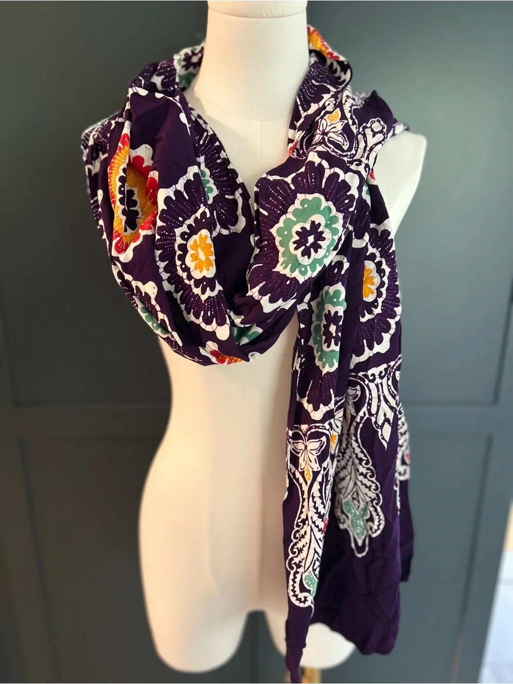 Batik Keris Scarf - Picture 1 of 6
